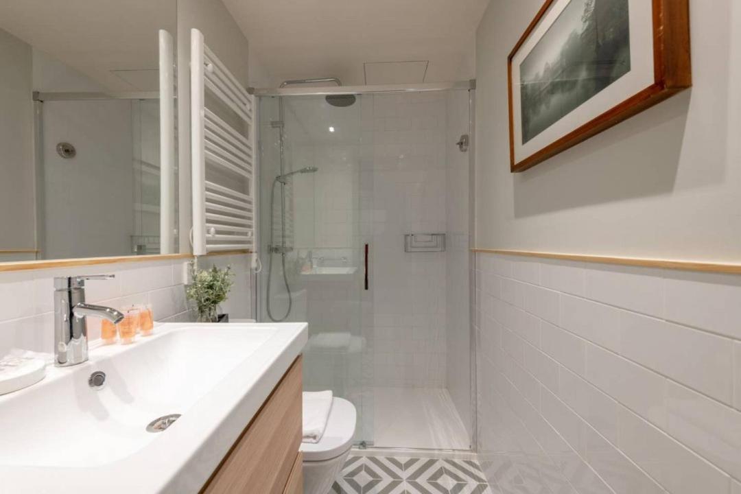 Sophisticated Brand New Flat Apartment Madrid Luaran gambar