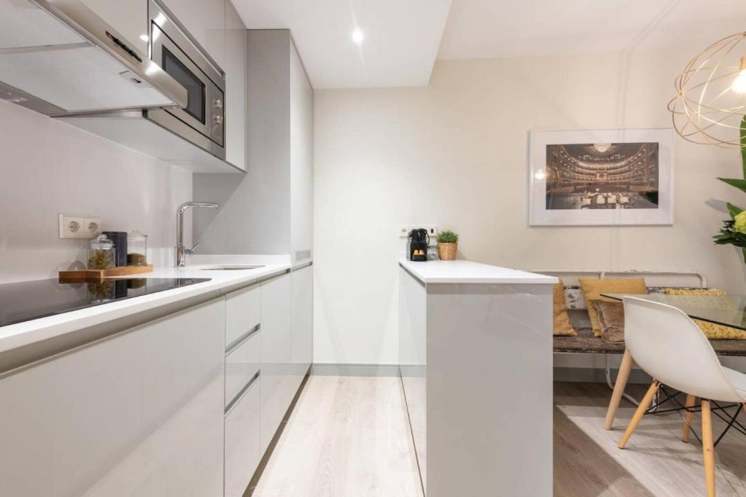 Sophisticated Brand New Flat Apartment Madrid Luaran gambar