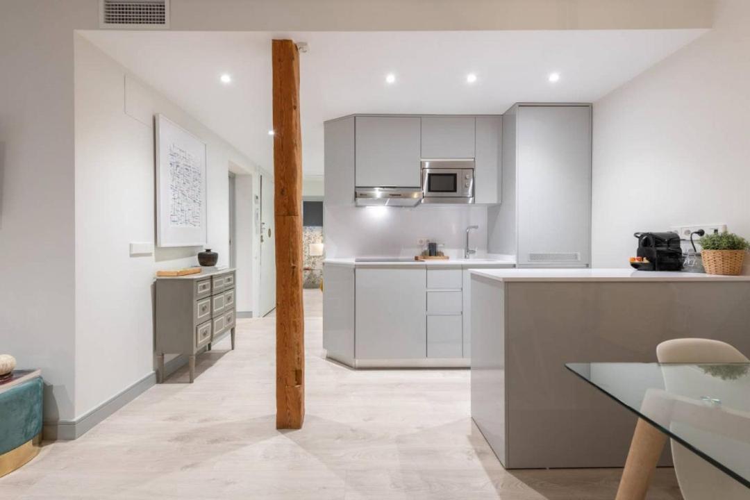 Sophisticated Brand New Flat Apartment Madrid Luaran gambar