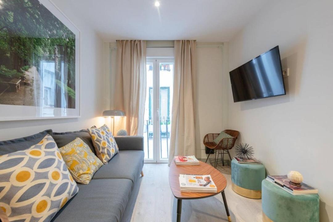 Sophisticated Brand New Flat Apartment Madrid Luaran gambar